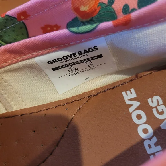 Pink Shoes Slip on Terranium Plants Succulent Floral Boho Bohemian Size 10 10W - Picture 4 of 6